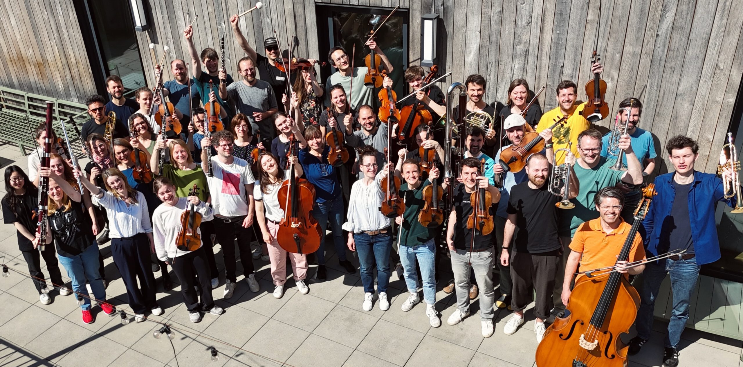 Gruppenfoto Drohne 2025 schmal